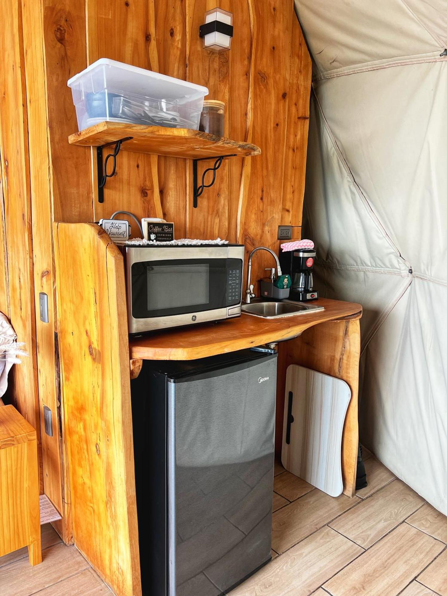 Green Noise Glamping Fraijanes Exterior photo